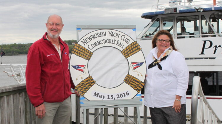Picture of Commodore Greg Domboski and his wife Linda.